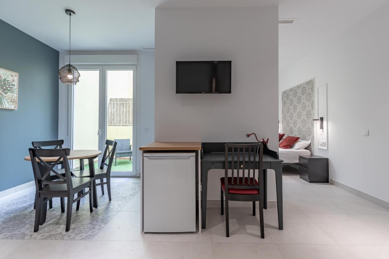 Chic & Comfortable Apartment, Private Terrace Valencia Eksteriør bilde